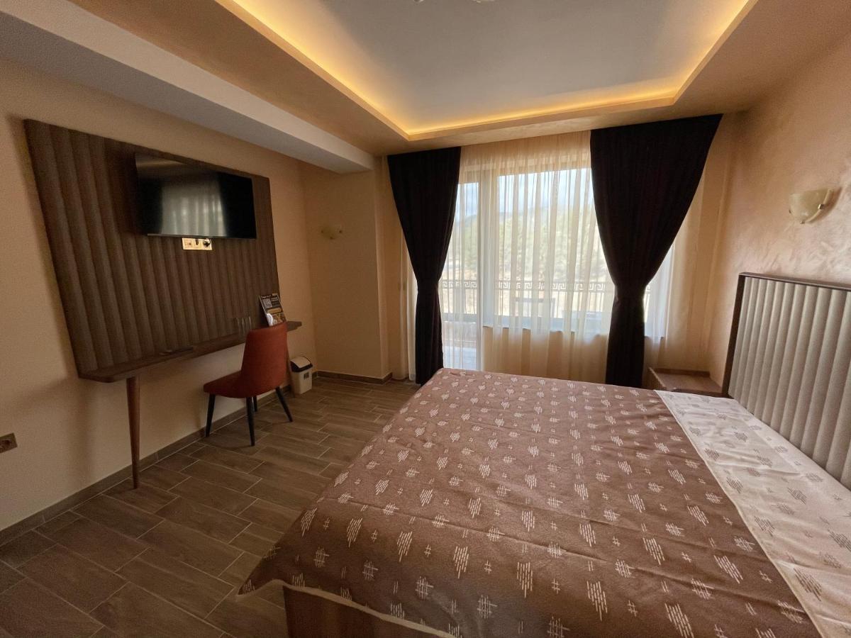 Къщи За Гости Иварос - Доспат Dospat Exterior foto